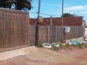 Casa com Piscina à 3min da Praia Rasa