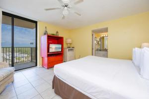 Phoenix IV 4095 condo