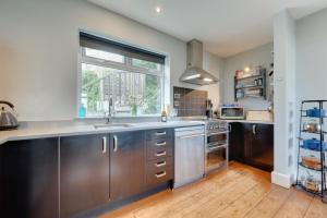 5 Bed in Woolacombe oc-alba12