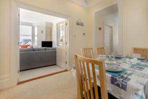 2 Bed in St. Ives oc-lyon09