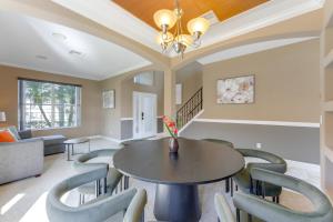 Fish and Boat Lake Toho Family Gem Near Theme Parks