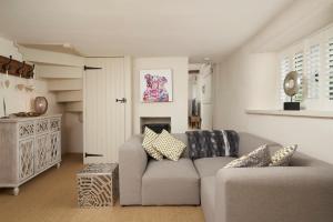 3 Bed in Dalwood oc-p27362