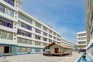 Townhouse Royal Palms Hotel - Rose Collection