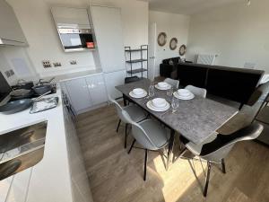 New Stylish 2 Bedrooms, 2 Bathroom, Balcony Flat