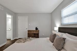 Modern 1 BR close to Downtown & Duke