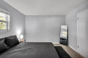 1BR Near Duke Hospital Downtown and DPAC