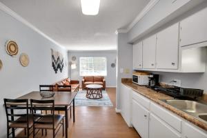 1BR Near Duke Hospital Downtown and DPAC