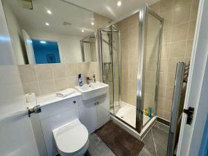 Riverview Stunning Apartment 3Bedroom 2Bathroom, Parking