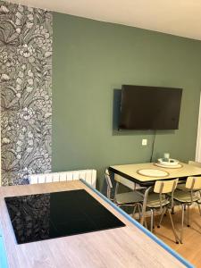 Cosy F2- Centre Caen & Abbaye