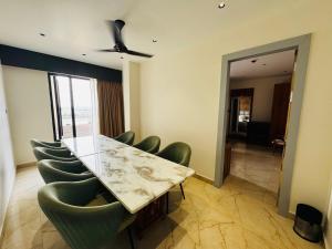 Mannat Hotel