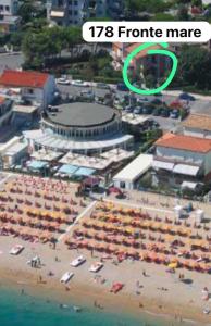 Conero Casa - Marcelli di Numana Fronte mare in Via Litoranea 178 bis con parcheggio esclusivo
