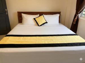 Full Moon by Prime Hotels