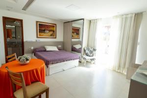 Studio Beira Mar com Piscina e Varanda Privativa