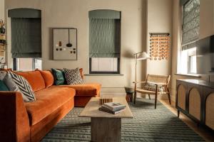 Stylish Artisan Loft w Chic Design - The Potter