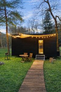 Quiet Anomaly Glamping Forest & Wellness Retreat Adults Only