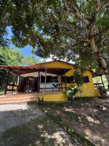 Casa ampla provetá ilha grande