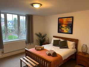 4 Bed Modern Period Styled Home - Easy City Access