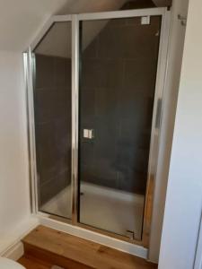 4 Bed Modern Period Styled Home - Easy City Access