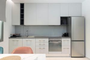 Aura living studio