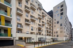 Modern Urban Retreat with Terrace