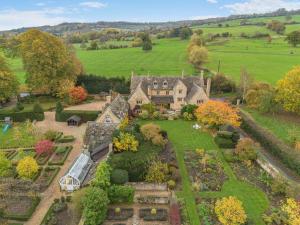 10 Bed in Broadway oc-p33571