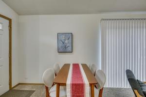 Willamette Wine Country Stay! Walk to Rainbow Lake