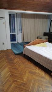 Апартамент опера