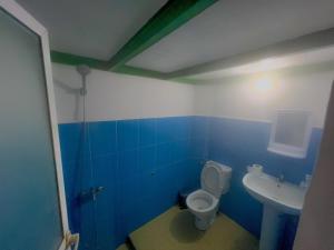 Capsule Hostel Tarbiaat 44