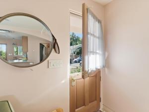 Chic Mt Washington Bungalow with Private Deck and Yard