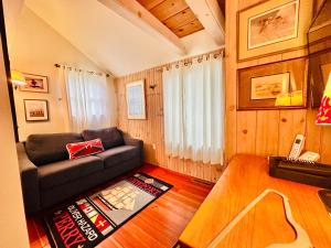 Waterfront on Long Pond and Black Pond!