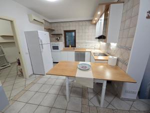 AC&WiFi Charming Sea-Resort Villa Porto Argonauti