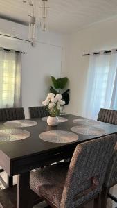 London Luxe Apartment