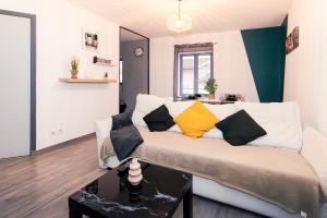 Chic Stopover LOlivier City Center & Flavors