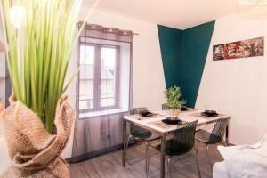 Chic Stopover LOlivier City Center & Flavors