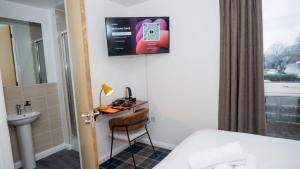 Etihad Coop Arena City Centre Stay