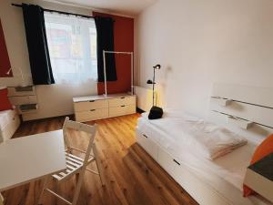 Case 3 BR 6 P Parking & Privat-Entry