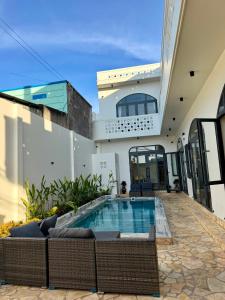 Alexs Haus Homestay Mũi Né