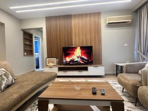 Modern 2BR in Prime Degla Street 233 Walk to CAC