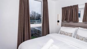 Etihad Coop Arena City Centre Stay