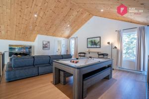 Le Petit Frontenac - Chalet haut de gamme avec spa à Shannon - Resort près de Québec