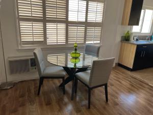 Charming 1 bedroom apt in Beverly Hills