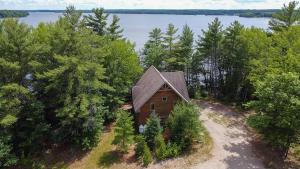 Whitewater Cottage & RV Resort