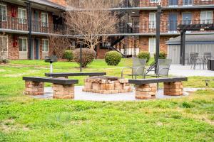 Comfortable Studio with Cable TV and Free Wine