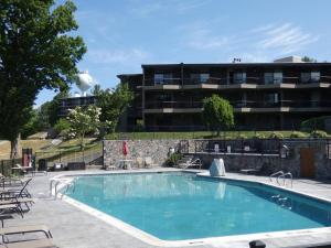 Courtside Condo at Summit