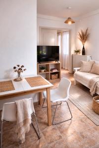 Cozy apartment in Peania (near Airport)