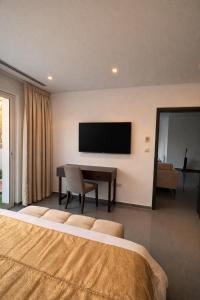 Almouj Luxury Apt I Opposite to Kempinski & VOCO I 5 Min Walk to Beach I Muscat Oman