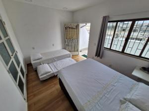 Penthouse Flat Copacabana 836 2 blocks from beach