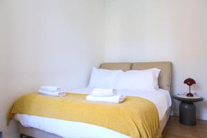 63 Lettér - Sun-Filled & Quiet Apartments with Elevator Access