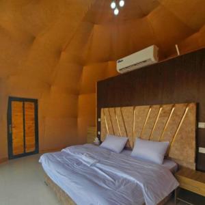Wadi Rum Ahmad comp