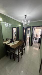 100m da Praia Grande, Garagem Coberta, Wi-Fi, 6 Pessoas